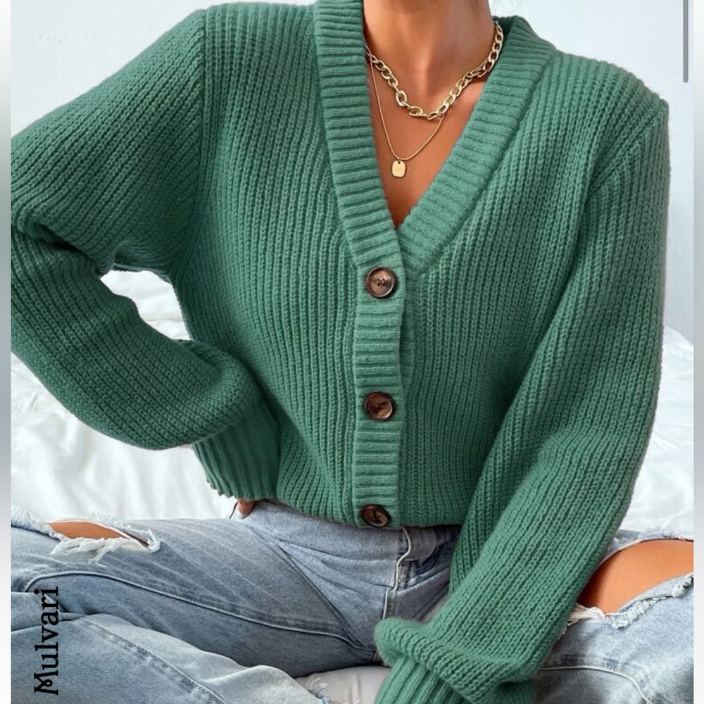 SHEIN Mulvari Solid Button Front Cardigan small